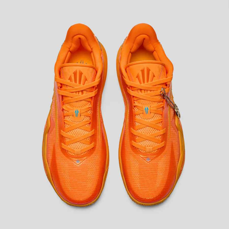 ANTA Kyrie Irving Kai 3 "Calcite"