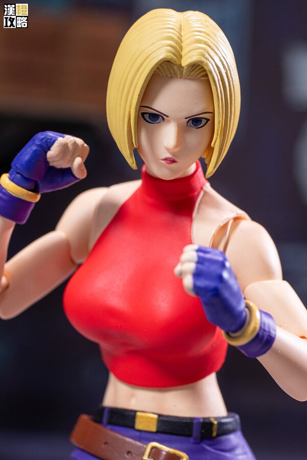 Blue Mary "King of Fighters '98" Storm Collectibles 1/12 Action Figure